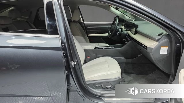 Hyundai Sonata D Edge Hybrid (DN8) 2023 Серый из Кореи, фото 2