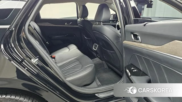 Kia K5 3rd generation 2023 Черный из Кореи, фото 2