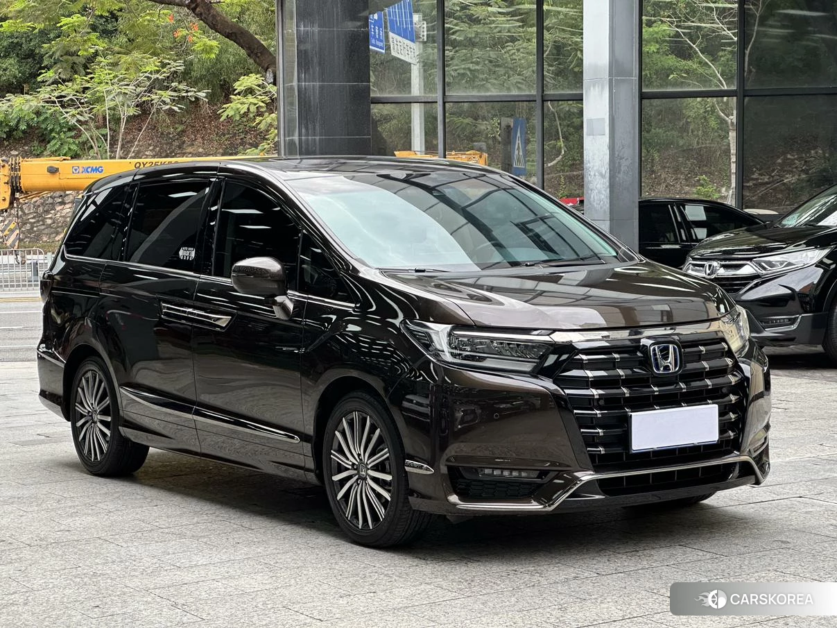 Honda Elysion 2022 Коричневый из Китая, фото 2