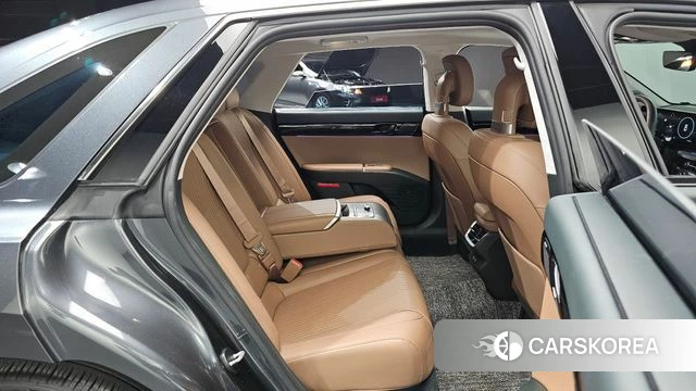 Hyundai Grandeur (GN7) 2023 Серый из Кореи, фото 2