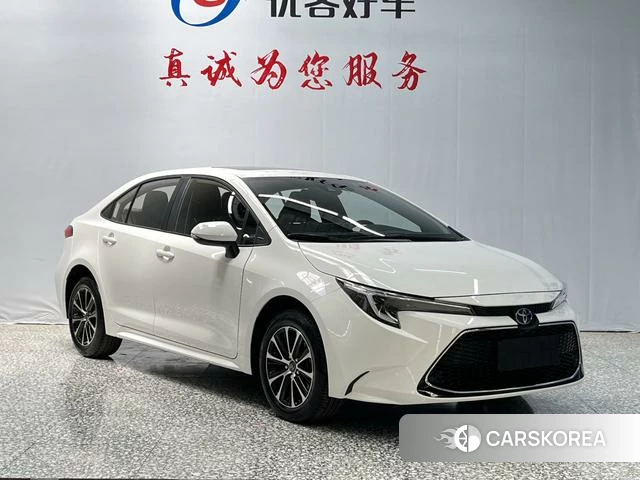 Toyota Levin 2024 Белый из Китая, фото 2