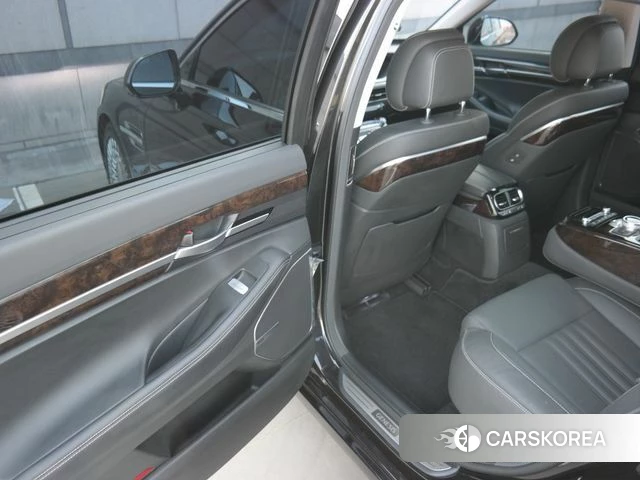 Genesis G90 2018 Черный из Кореи, фото 2