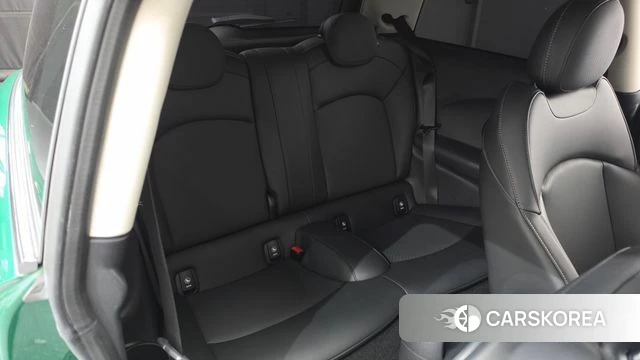 Mini Cooper S 2021 Зеленый из Кореи, фото 2