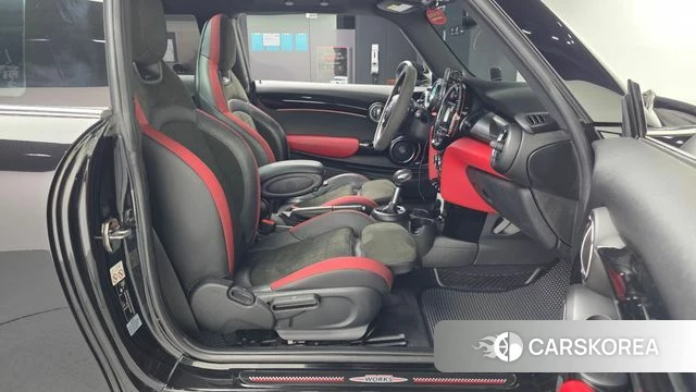 Mini Cooper S 2018 Черный из Кореи, фото 2