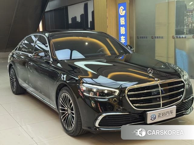 Mercedes-Benz S-Class 2023 Черный из Китая, фото 2