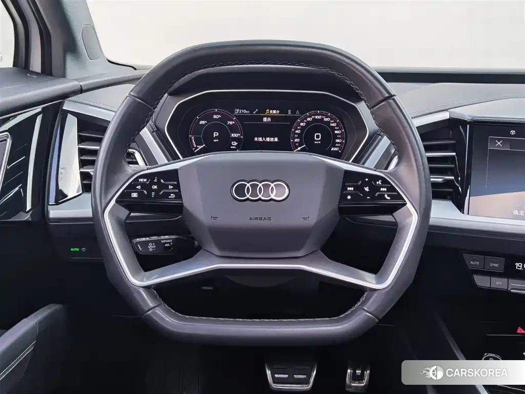 Audi Q4 2024 Белый из Китая, фото 2