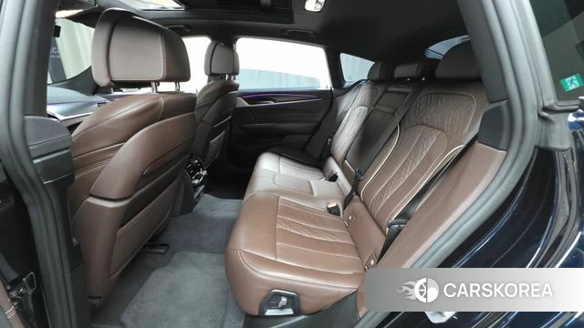 BMW 6 Series GT (G32) 2023 Черный из Кореи, фото 2