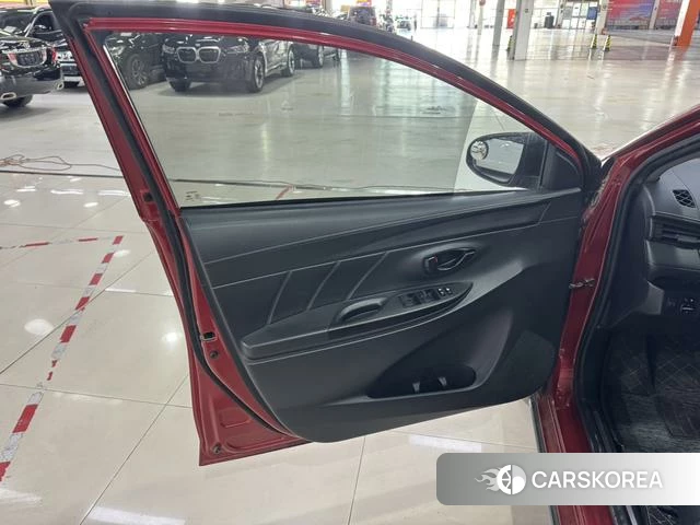 Toyota Yaris L 2021 Красный из Китая, фото 2