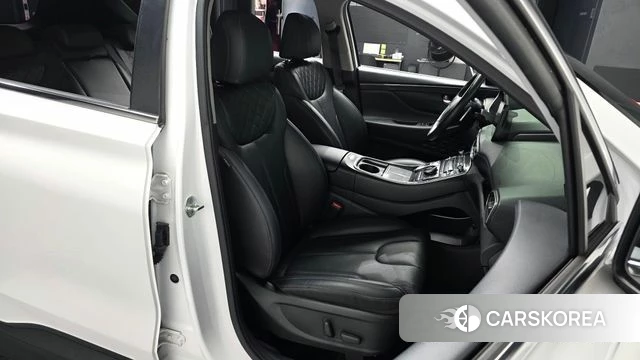 Hyundai The New Santa Fe 2021 Белый из Кореи, фото 2