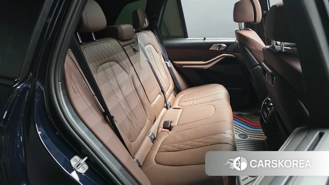 BMW X5 (G05) 2024 Черный из Кореи, фото 2