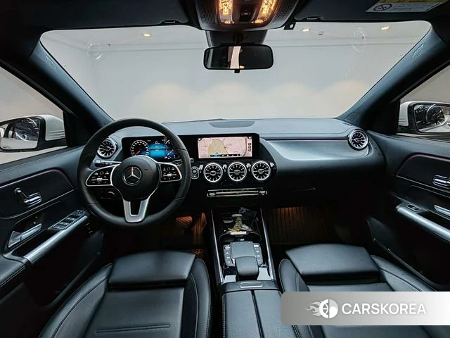 Mercedes-Benz GLA 2023 Белый из Китая, фото 2