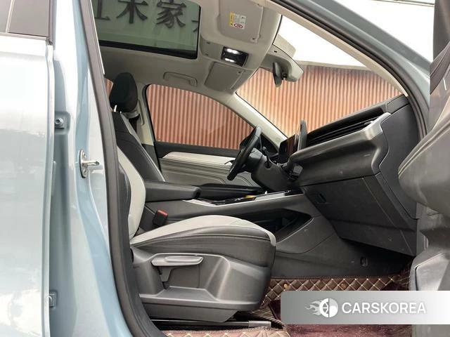 Volkswagen Tavendor 2024 Синий из Китая, фото 2