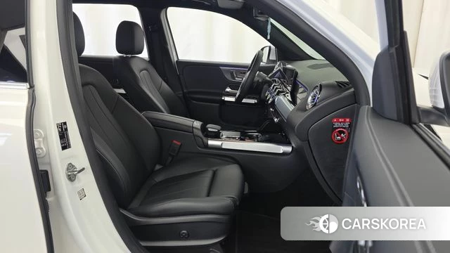 Mercedes-Benz GLB-Class X247 2022 Белый из Кореи, фото 2