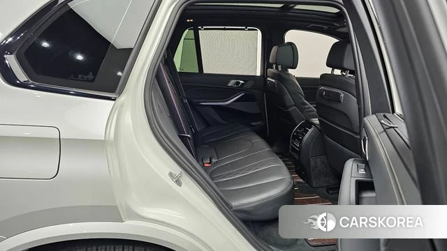 BMW X5 (G05) 2025 Белый из Кореи, фото 2