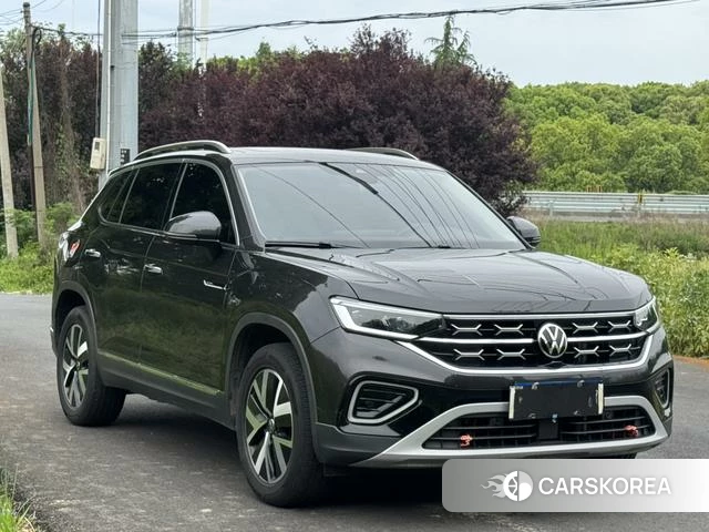 Volkswagen Tayron 2024 Темно-серый из Китая, фото 2