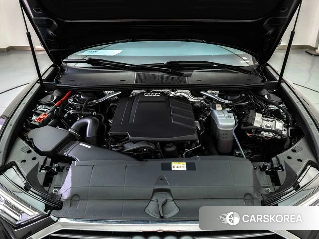 Audi A6L 2021 Черный из Китая, фото 2