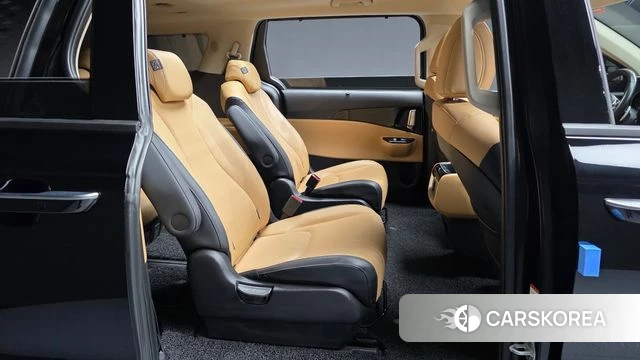 Kia Carnival 4th generation 2023 Черный из Кореи, фото 2