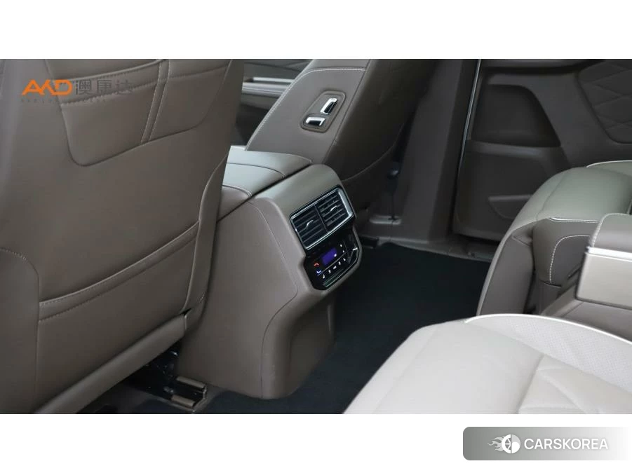 Volkswagen Viloran 2023 Серебристо-серый из Китая, фото 2