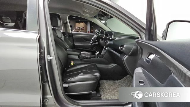 Hyundai Santa Fe TM 2019 Серебристо-серый из Кореи, фото 2