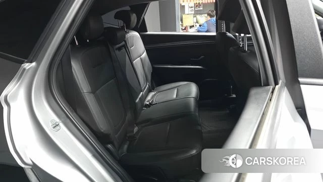 Hyundai Tucson (NX4) 2022 Серебряный из Кореи, фото 2