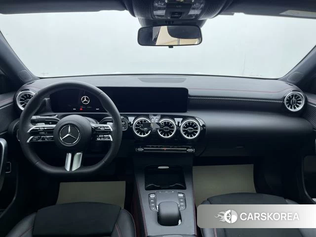 Mercedes-Benz A-Class 2024 Белый из Китая, фото 2