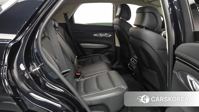 Genesis GV70 2023 Черный из Кореи, фото 2