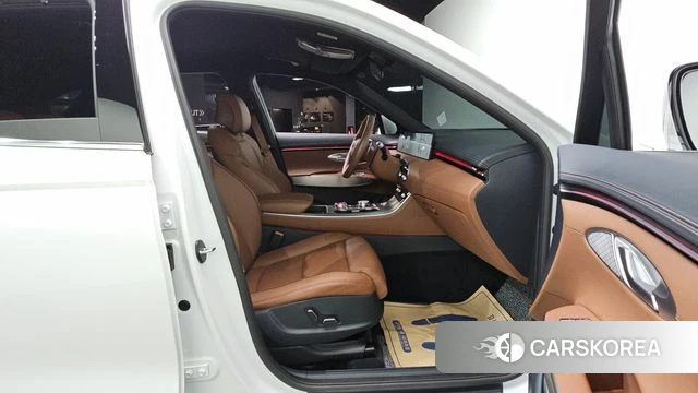 Genesis GV70 2025 Белый из Кореи, фото 2