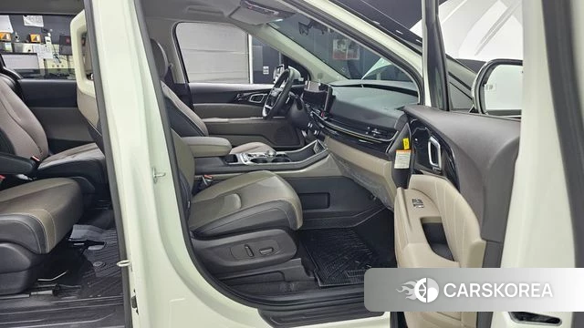 Kia The New Carnival 4th Generation 2025 Белый из Кореи, фото 2