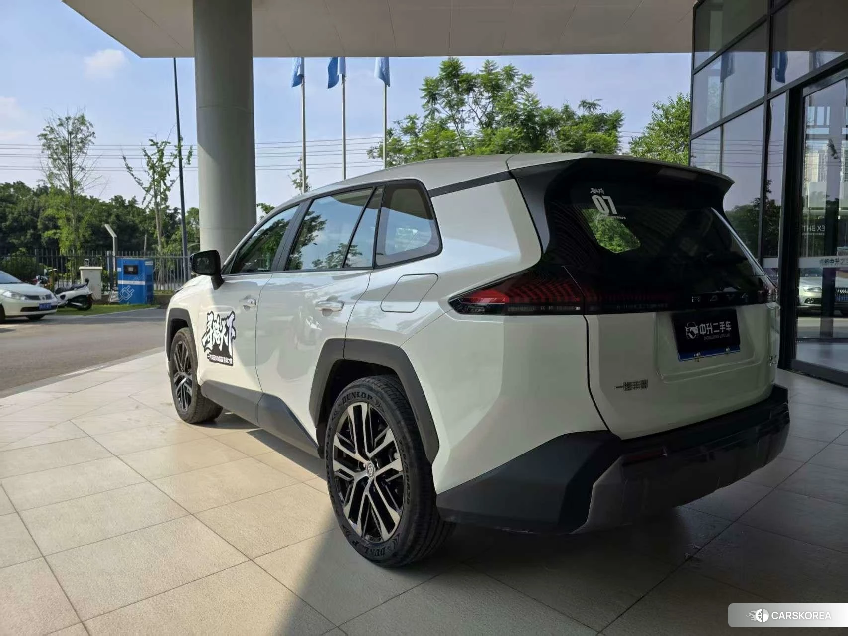 Toyota RAV4 2025 Белый из Китая, фото 2