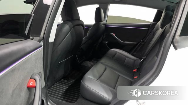 Tesla Model 3 2024 Белый из Кореи, фото 2