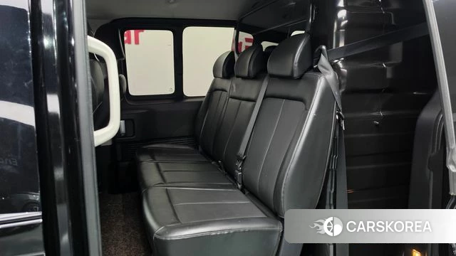 Hyundai Staria 2021 Черный из Кореи, фото 2