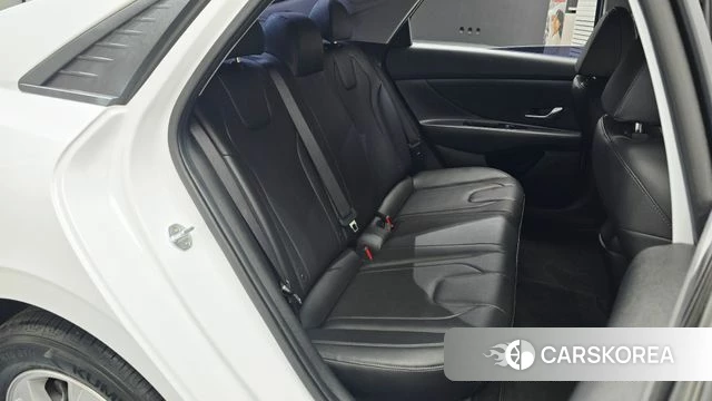 Hyundai Avante (CN7) 2022 Белый из Кореи, фото 2