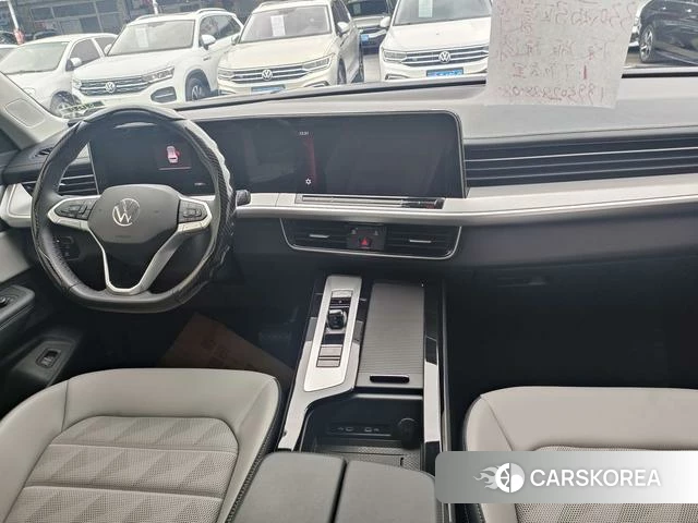 Volkswagen Tavendor 2024 Черный из Китая, фото 2