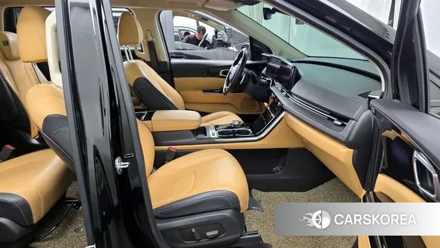 Kia Carnival 4th generation 2021 Черный из Кореи, фото 2