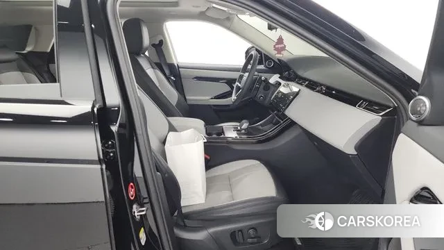 Land Rover Range Rover Evoque 2nd Generation 2024 Черный из Кореи, фото 2