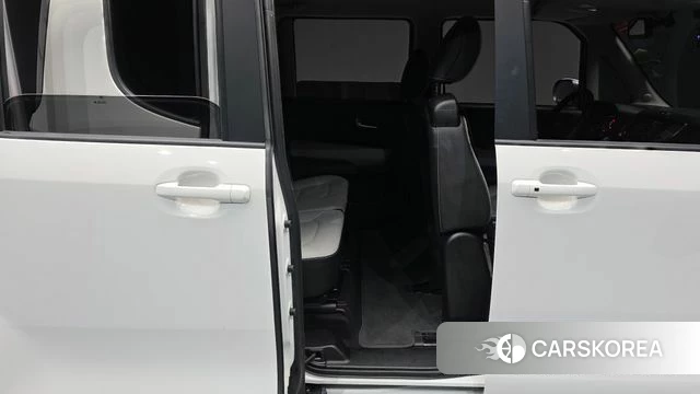 Kia The New Kia Ray 2023 Белый из Кореи, фото 2