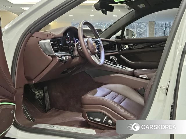 Porsche Panamera (971) 2019 Белый из Кореи, фото 2