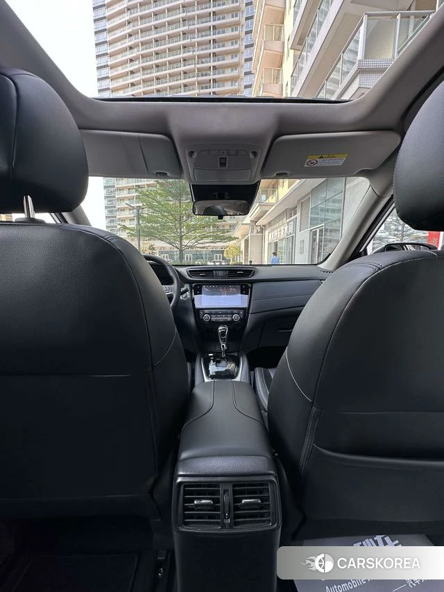 Nissan X-Trail 2025 Белый из Китая, фото 2