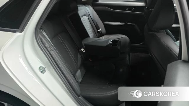 Kia K5 3rd generation 2022 Белый из Кореи, фото 2
