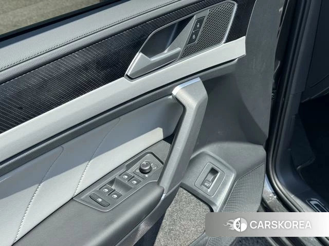 Volkswagen Tayron 2024 Черный из Китая, фото 2