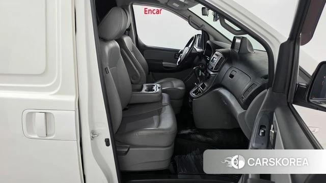 Hyundai The New Grand Starex 2019 Белый из Кореи, фото 2