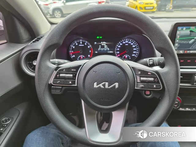 Kia The New K3 2nd generation 2021 Белый из Кореи, фото 2