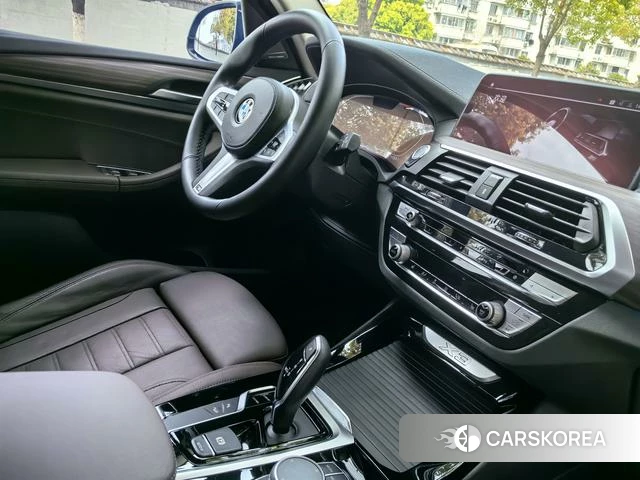 BMW X3 2021 Синий из Китая, фото 2