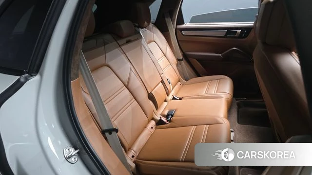Porsche Cayenne (PO536) 2023 Серебристо-серый из Кореи, фото 2