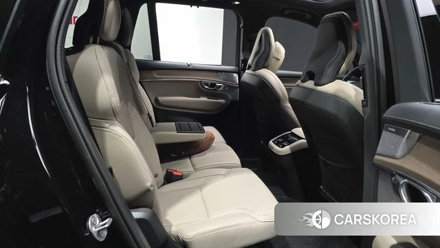 Volvo XC90 second Generation 2026 Черный из Кореи, фото 2