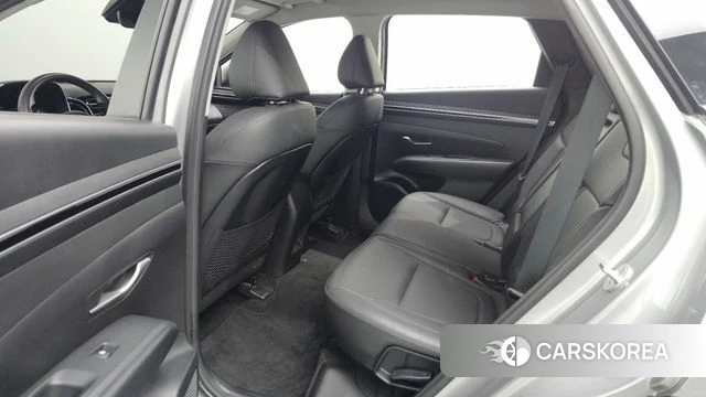 Hyundai Tucson (NX4) 2022 Серебристо-серый из Кореи, фото 2