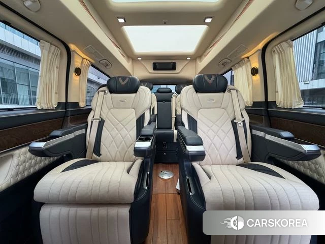 Mercedes-Benz V-Class 2023 Черный из Китая, фото 2
