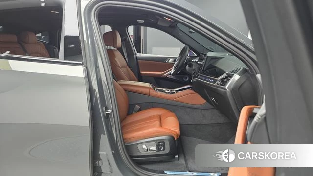 BMW X6 (G06) 2026 Серый из Кореи, фото 2