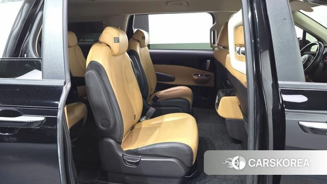 Kia Carnival 4th generation 2021 Черный из Кореи, фото 2