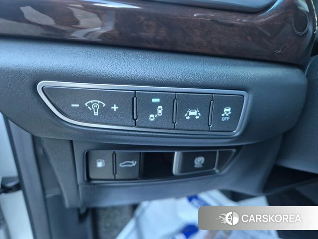 Genesis EQ900 2018 Серебряный из Кореи, фото 2